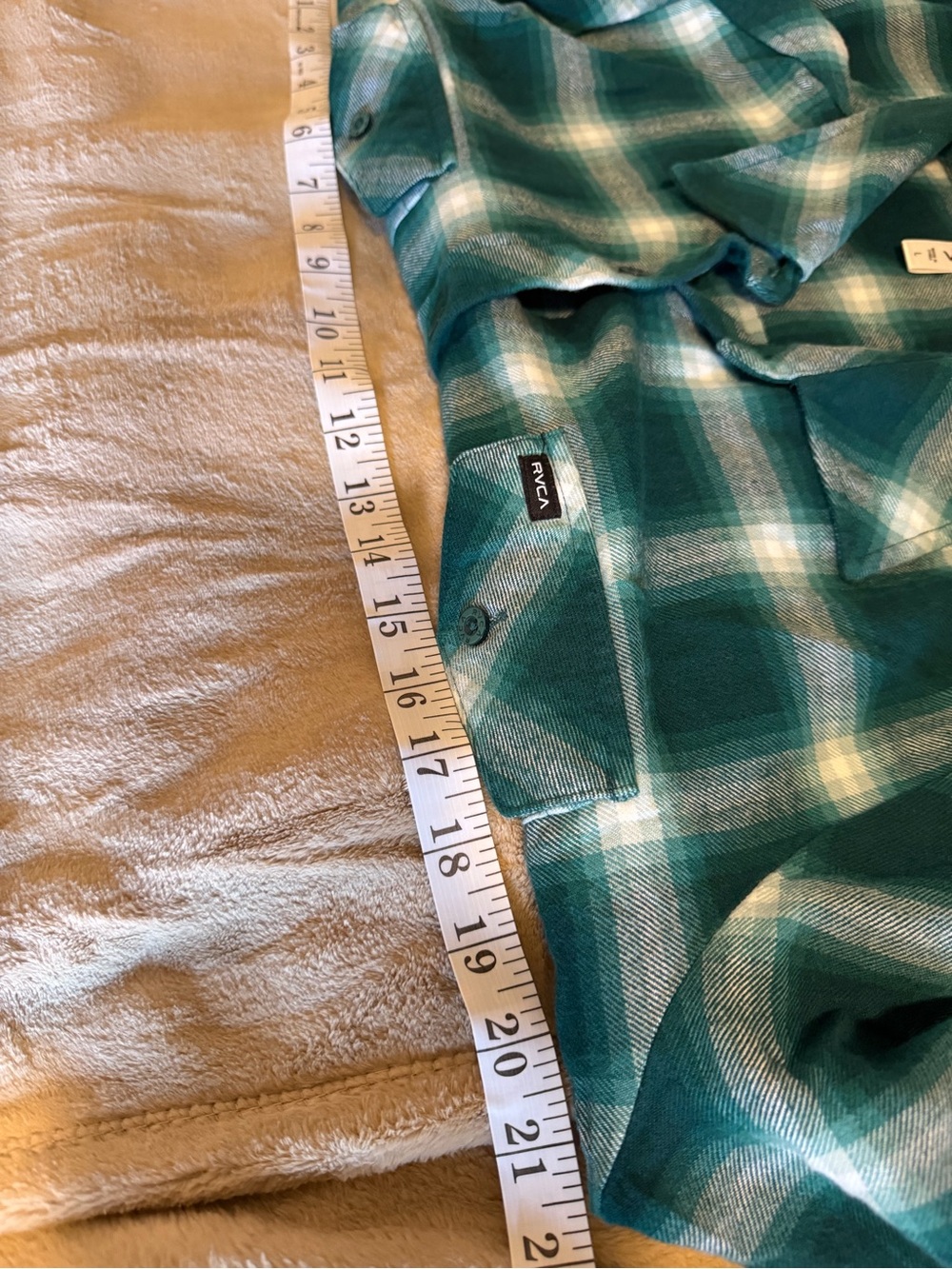 RVCA Women’s Teal Plaid Flannel Button-Up Shirt - Picture 8 of 8